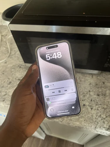 Apple IPhone 15 Pro Max 6.7″1TB IOS 17 5G photo review